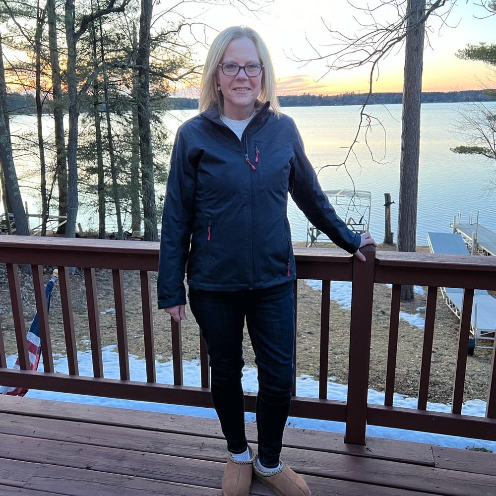 Meet your Posher, Cindy